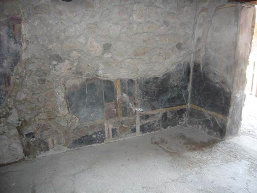VI.16.7 Pompeii. June 2013. Room M, east wall and part of south wall, after restoration.
Photo courtesy of Buzz Ferebee.