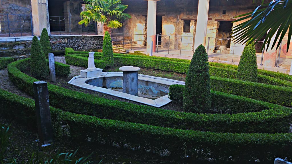 VI.16.7 Pompeii. December 2019.
Looking north-west across peristyle garden, from east portico at south end. Photo courtesy of Giuseppe Ciaramella.