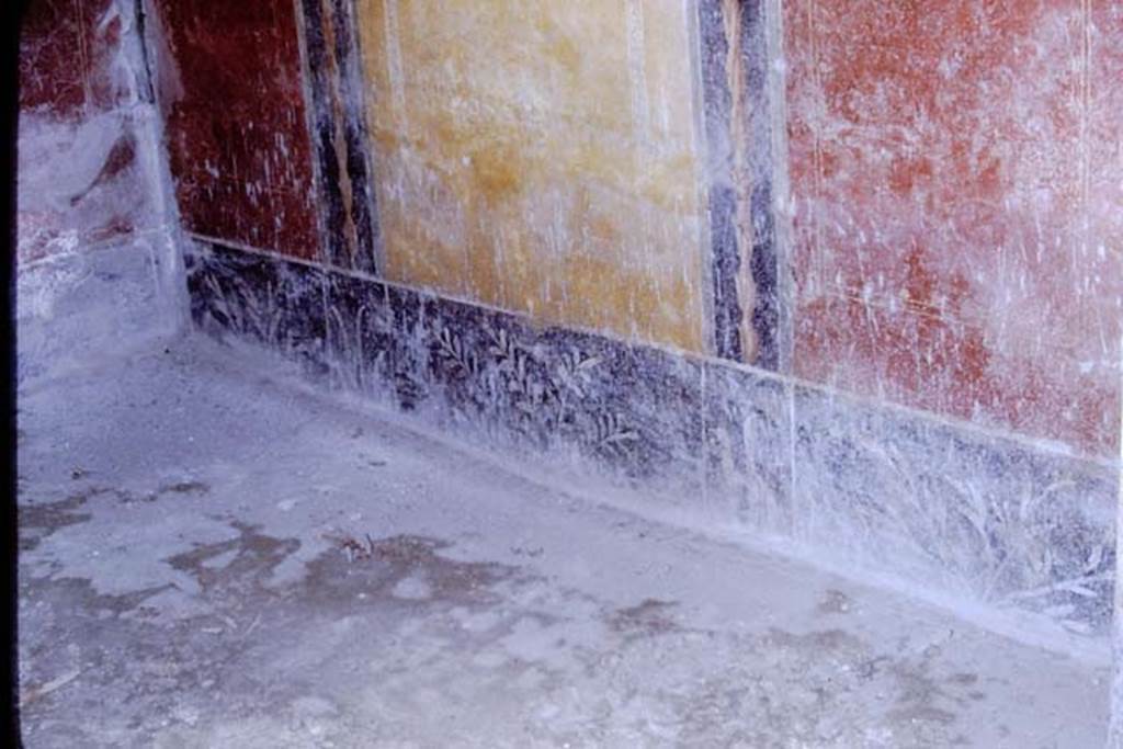 VI.16.15 Pompeii, 1968. Room H, west wall of cubiculum. Photo by Stanley A. Jashemski.
Source: The Wilhelmina and Stanley A. Jashemski archive in the University of Maryland Library, Special Collections (See collection page) and made available under the Creative Commons Attribution-Non Commercial License v.4. See Licence and use details.
J68f0265