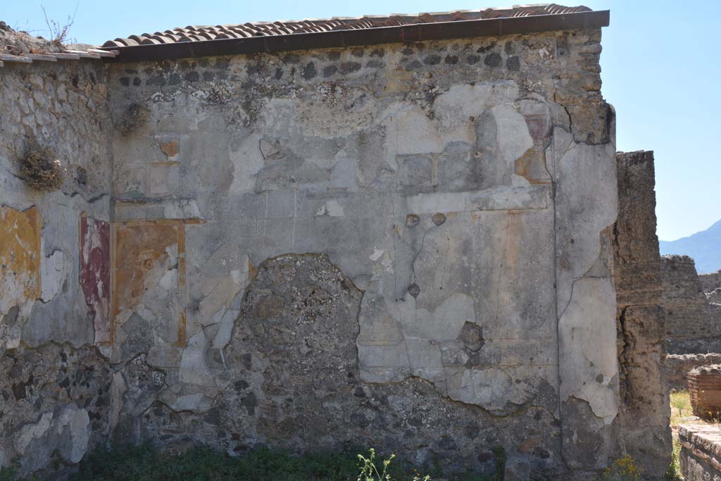VI.16.19 Pompeii. July 2017. Room J, looking towards south wall.
Foto Annette Haug, ERC Grant 681269 DÉCOR.