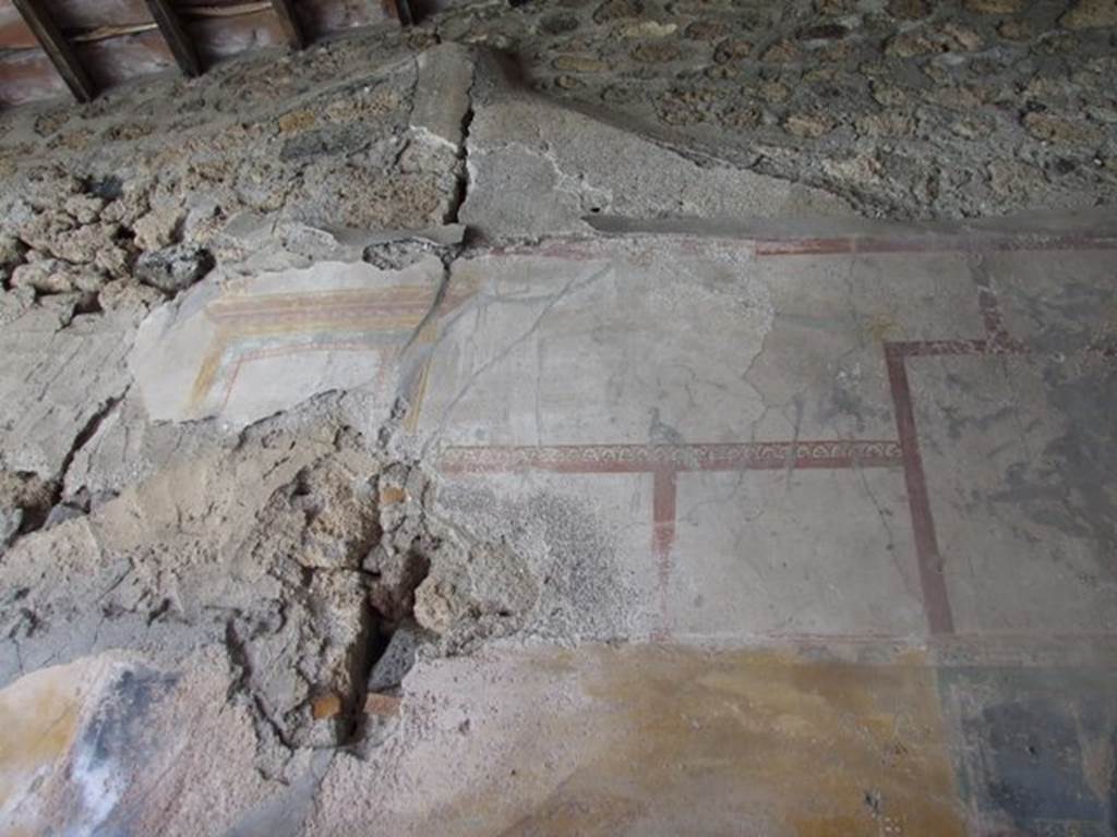 VI.16.27 Pompeii. March 2009. Room G, upper west wall of triclinium.