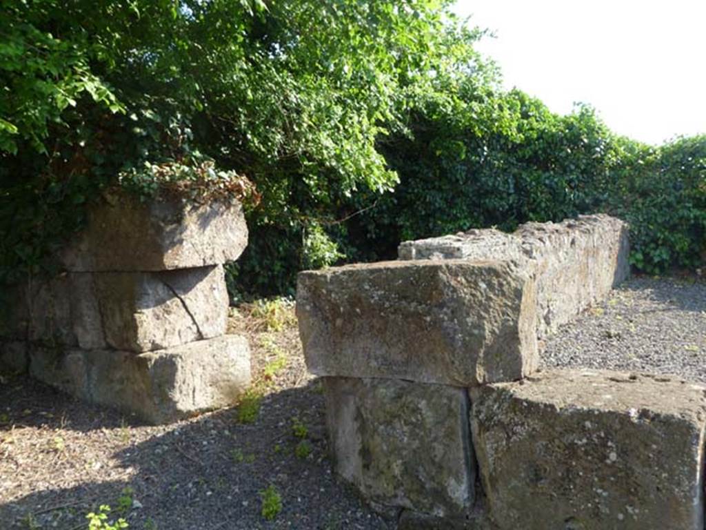 VI.17.4 Pompeii. May 2011. Looking west towards doorway to second room in south-west corner at rear of bar.