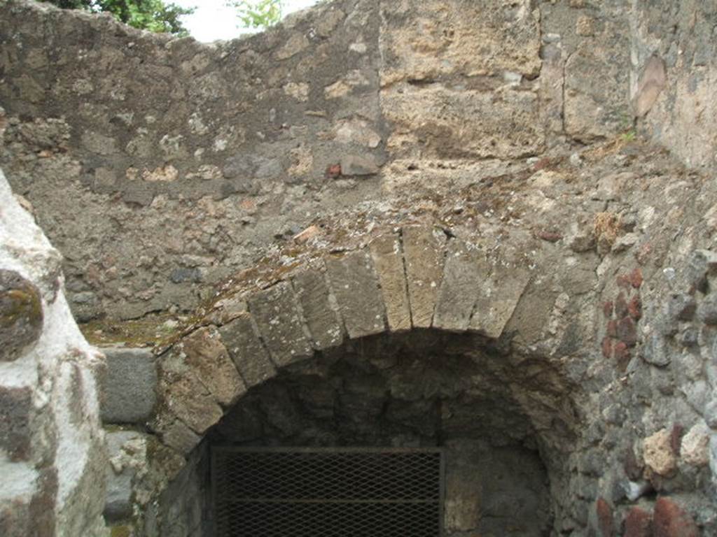 VI.17.12 Pompeii. May 2005. Staircase to lower floors underground.