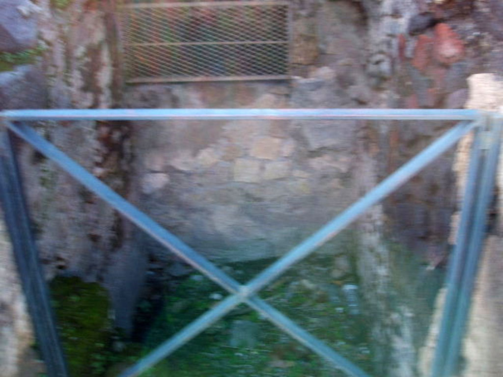 VI.17.12 Pompeii. December 2004. Staircase to lower floors underground.