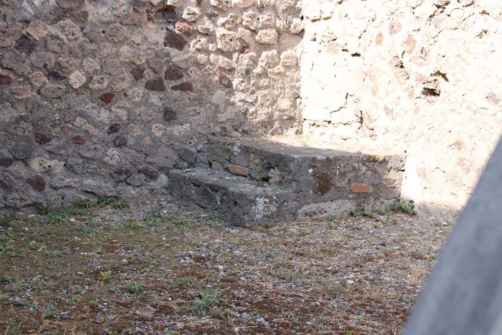 VI.17.20, Pompeii. September 2021. Stairs in north-west corner of shop. Photo courtesy of Klaus Heese.