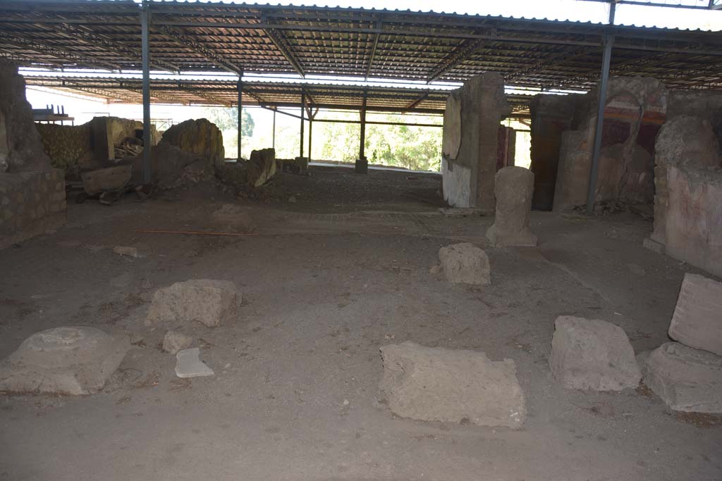 VI.17.41 Pompeii. September 2019. Looking west across atrium towards tablinum.
Foto Annette Haug, ERC Grant 681269 DÉCOR.