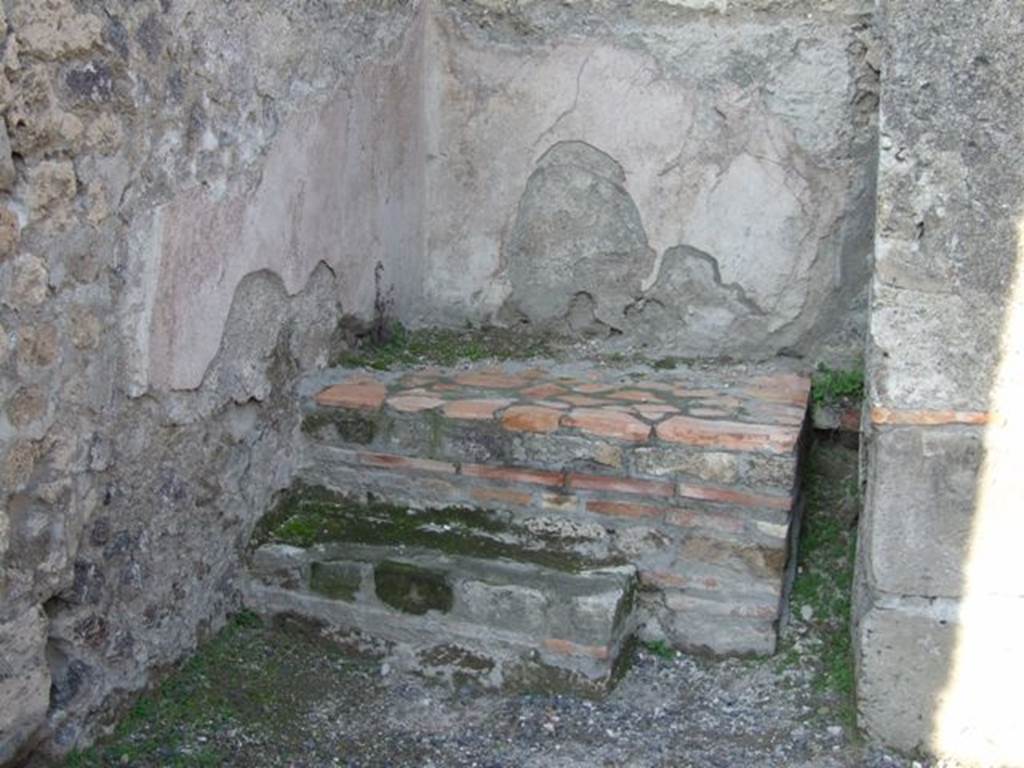 VII.1.4 Pompeii. Shop. December 2007. Stairs in north west corner.