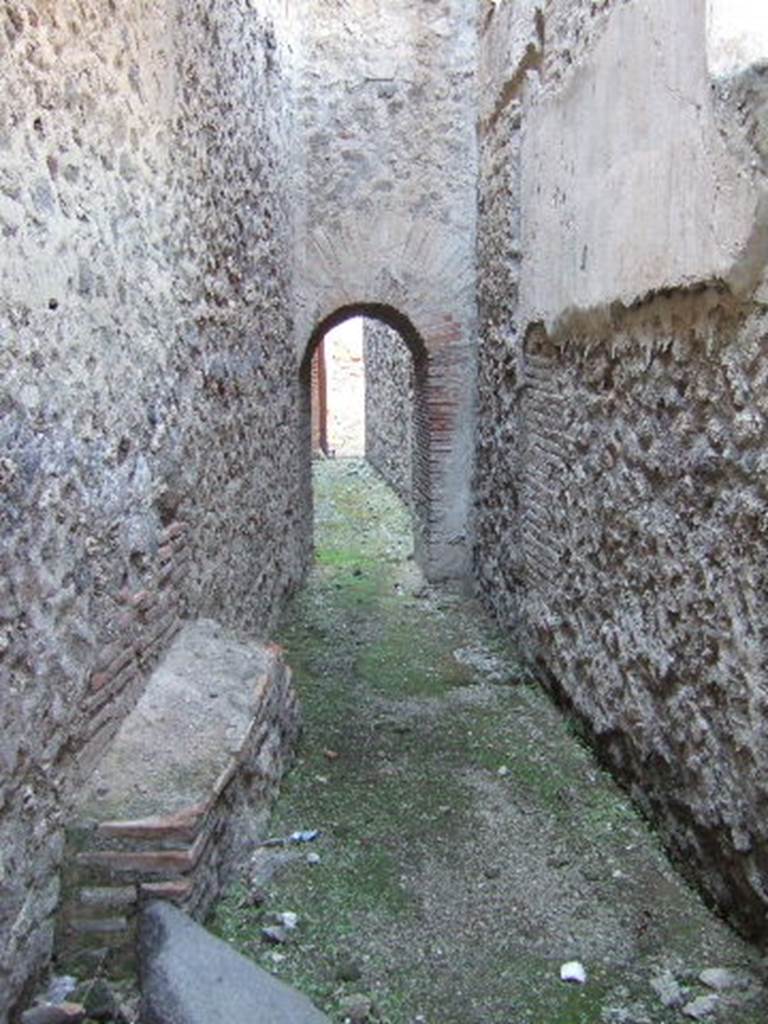 VII.1.8 Pompeii. May 2005. Room 2b at rear of tepidarium 3.