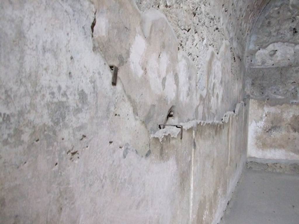 VII.1.8 Pompeii. December 2007. North wall of tepidarium 10 in women�s baths. 