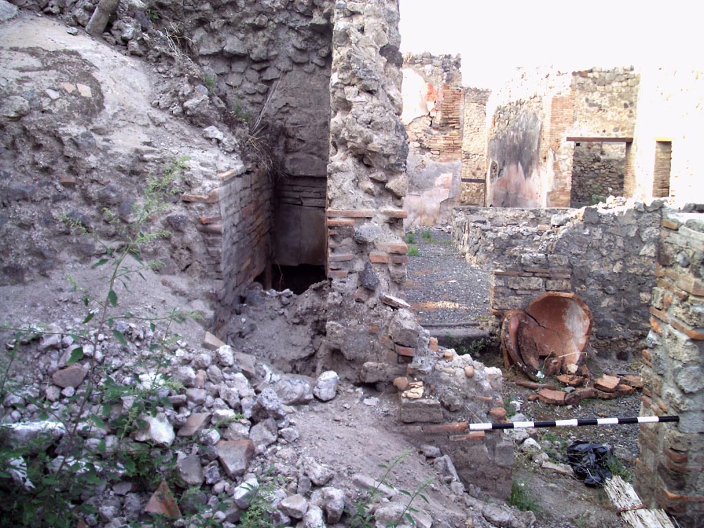 VII.1.36 Pompeii. August 2008.
Looking north towards oven, and across atrium towards entrance corridor. Photo courtesy of Jared Benton.