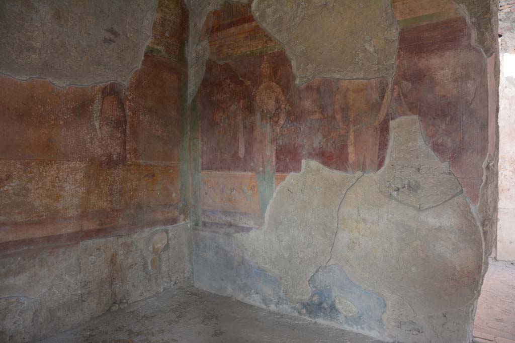 VII.1.40 Pompeii. September 2019. Oecus 12, Looking towards north wall, north-west corner and west wall.
Foto Annette Haug, ERC Grant 681269 DÉCOR.