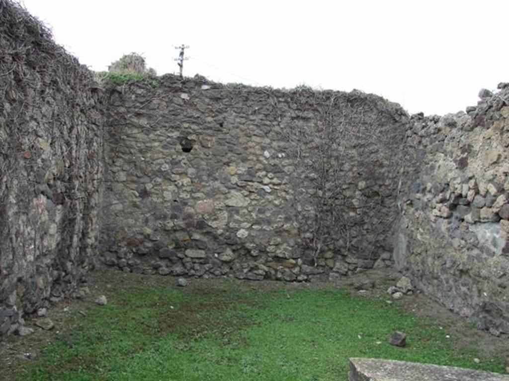 VII.2.5 Pompeii. Shop. December 2007. West wall.
