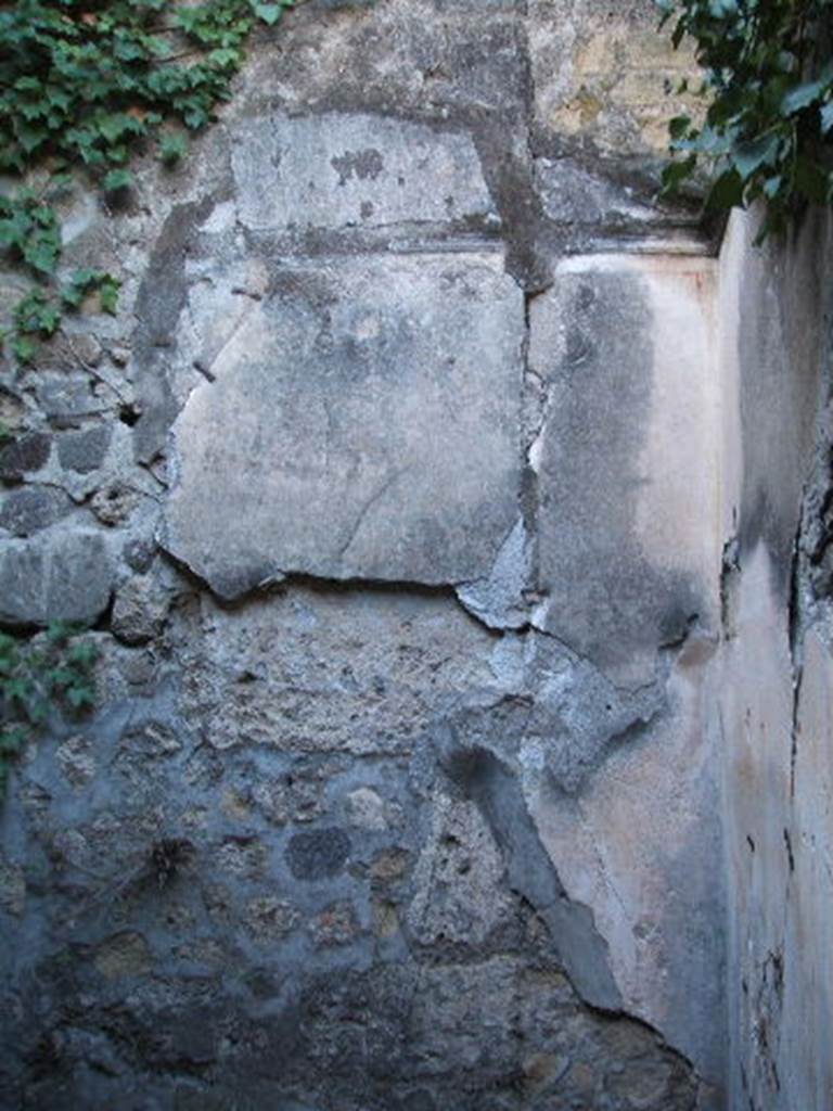 VII.2.14 Pompeii. December 2004. Room on south side of garden, with vaulted ceiling.