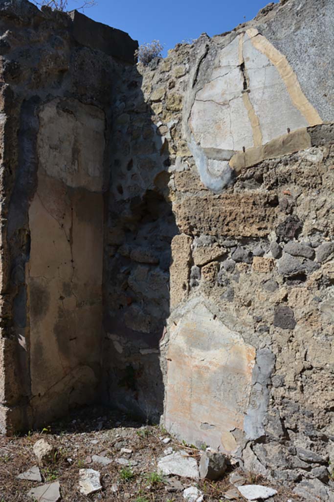VII.2.16 Pompeii. October 2019. 
Oecus 10, looking towards north-west corner and north wall.
Foto Annette Haug, ERC Grant 681269 D�COR.
