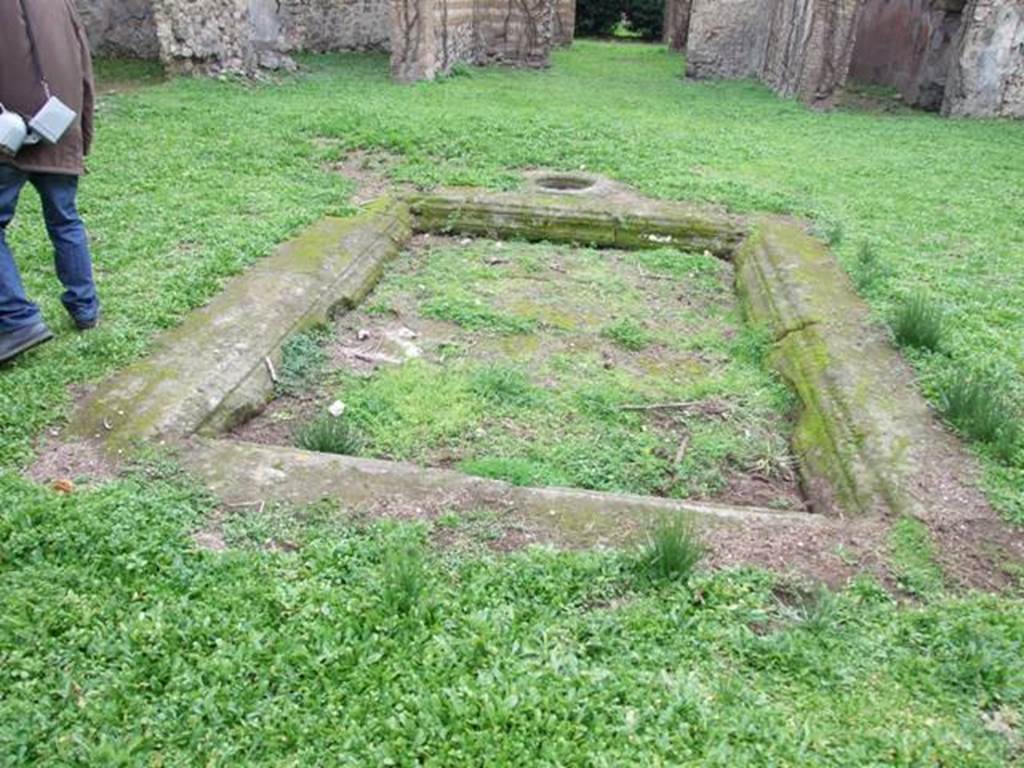 VII.2.20 House of Popidius Priscus. Impluvium. December 2007.