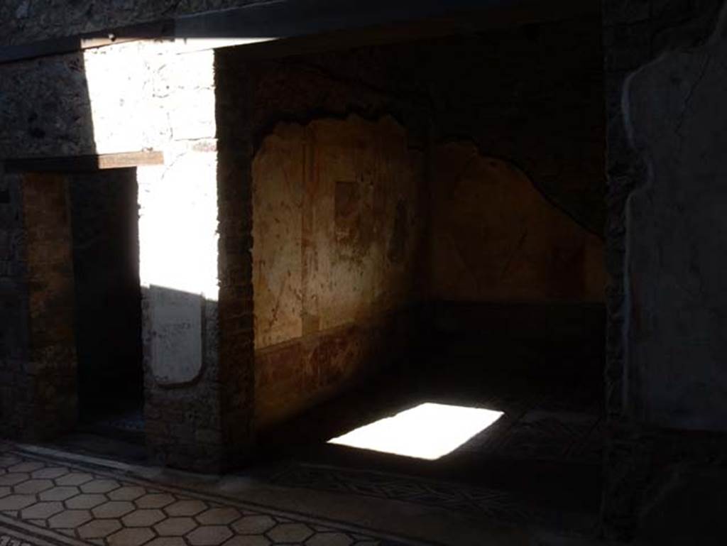 VII.2.45 Pompeii, May 2018. Doorway to triclinium in south-east corner of atrium.
Photo courtesy of Buzz Ferebee.