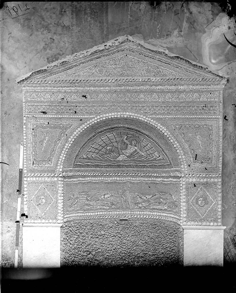 VII.2.45 Pompeii. 1871. Detail from fountain on north wall.  
Photo by J. H. Parker, © American Academy in Rome. Parker.2191.Italia.
