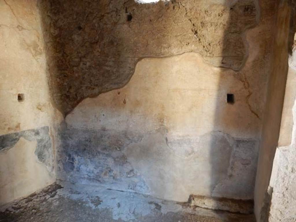 VII.2.45 Pompeii, May 2018. Looking through doorway of room in north-west corner of atrium.
Photo courtesy of Buzz Ferebee.