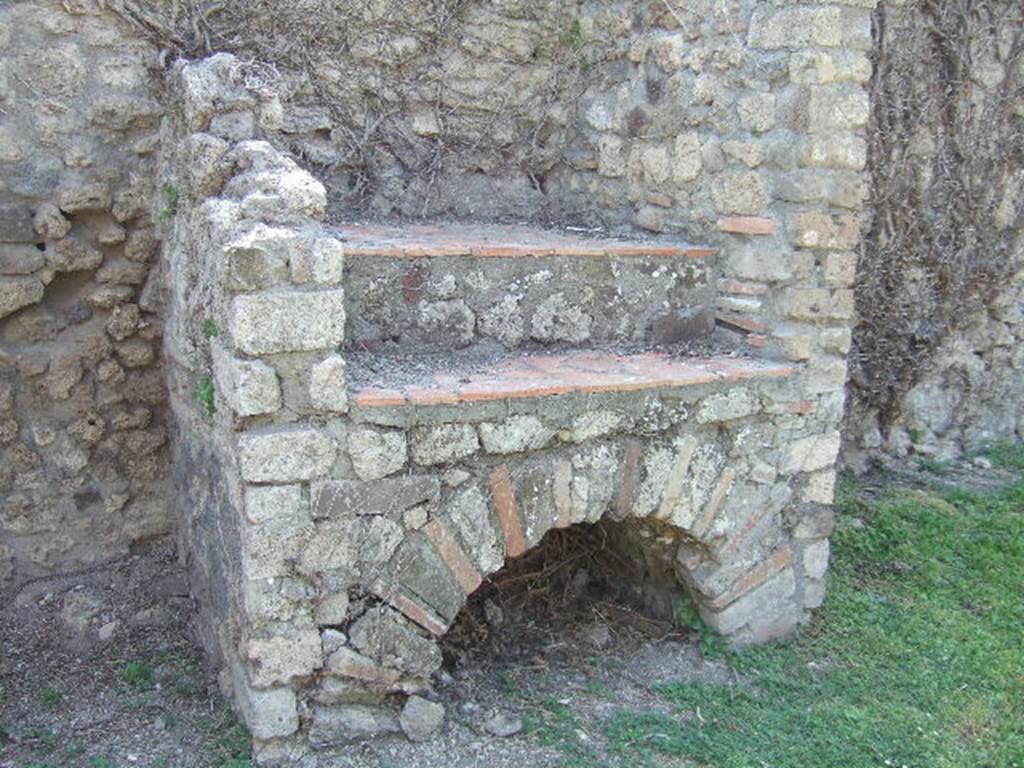VII.3.9 Pompeii. Popina? May 2006. Oven or hearth.