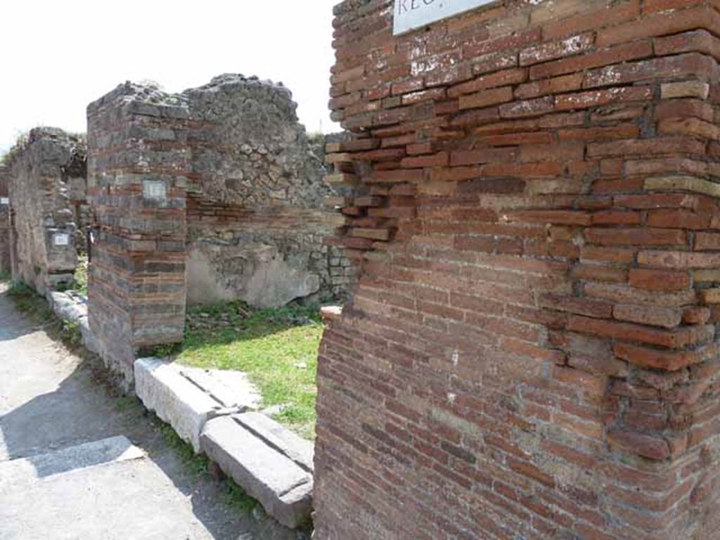 VII.3.15 Pompeii. May 2010.  Entrance, looking south.

