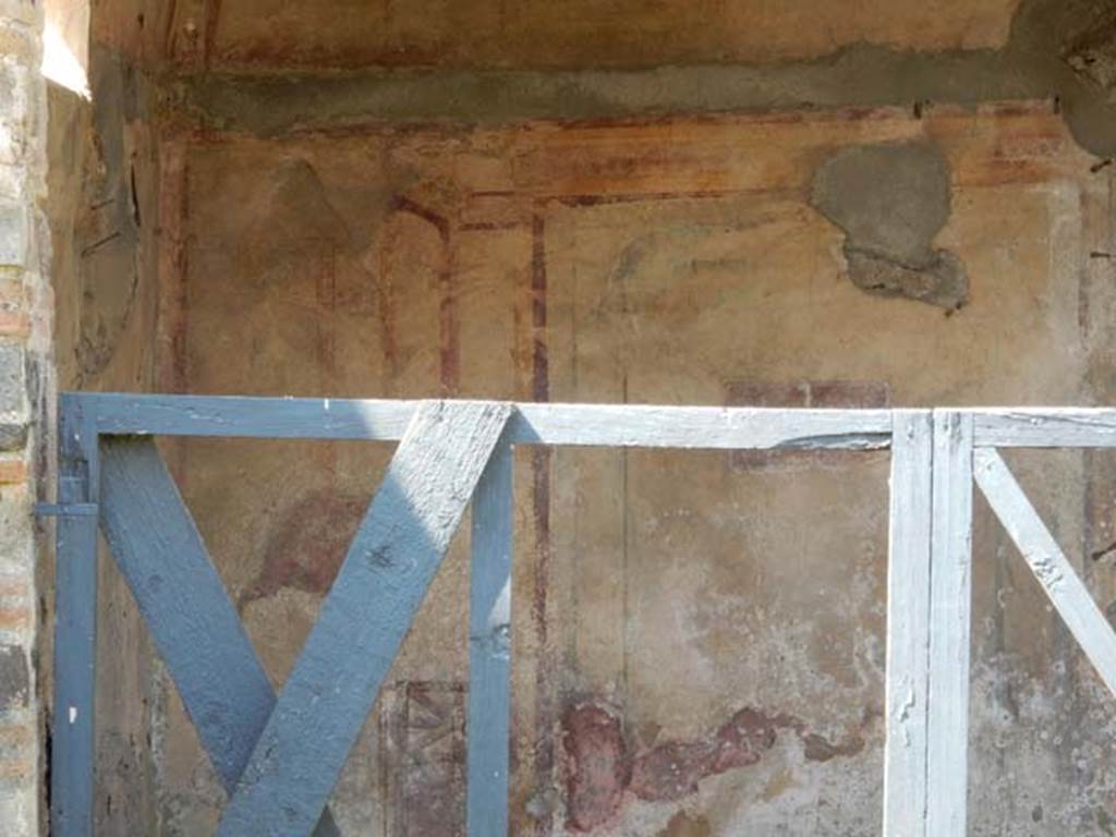 VII.3.21 Pompeii. May 2015. Looking towards south wall with window, and west wall of triclinium. Photo courtesy of Buzz Ferebee.