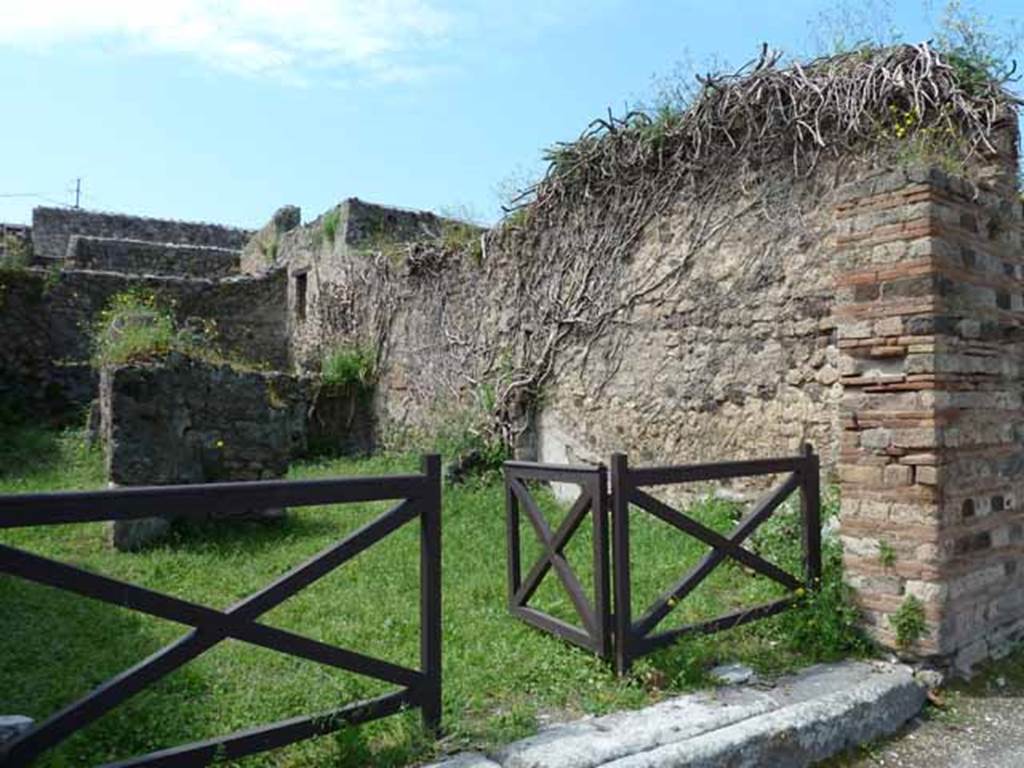 VI.16.10 Pompeii. May 2010. Entrance.