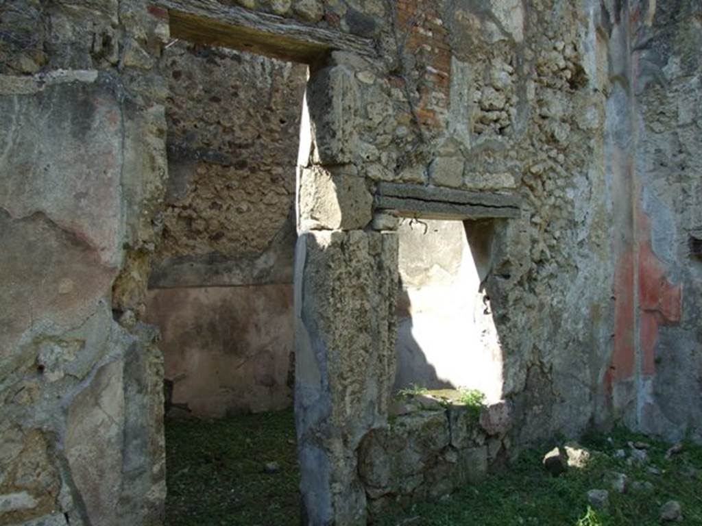 VII.3.29 Pompeii. March 2009. Room 4. Room on west side of Atrium, with window to atrium.
