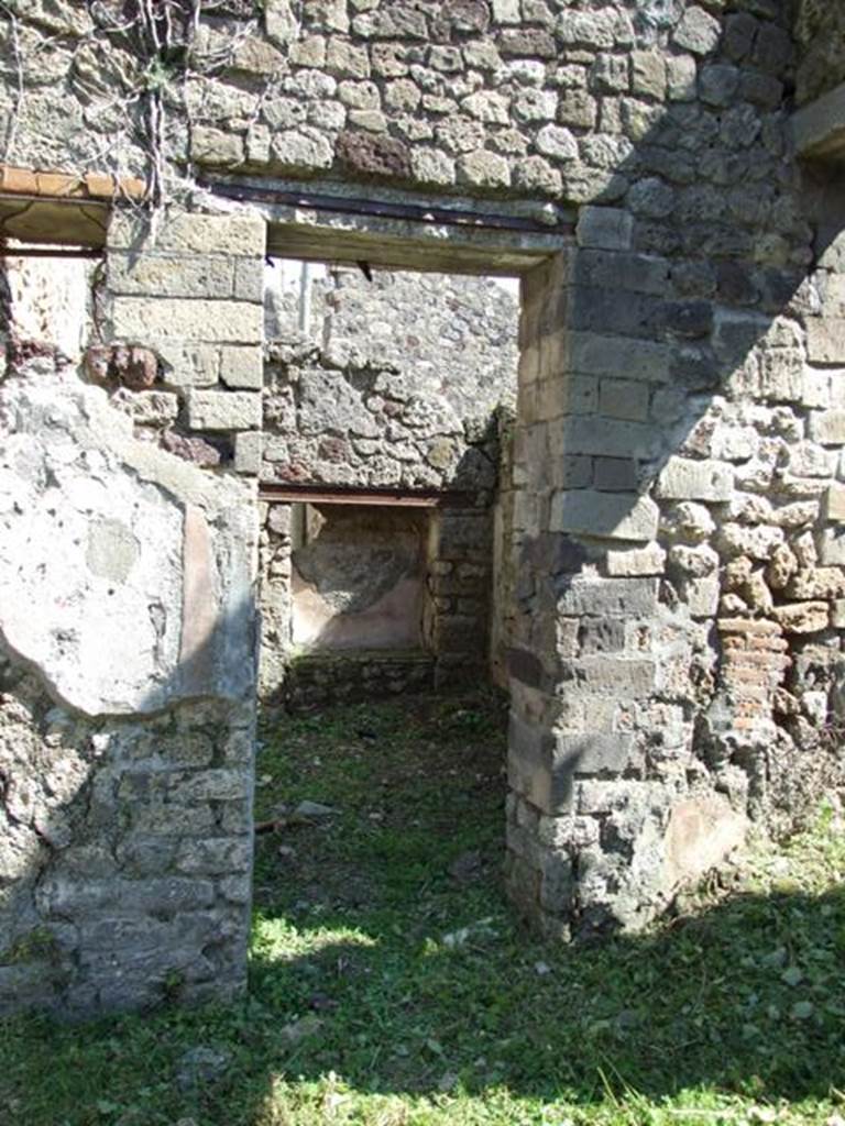 VII.3.29 Pompeii. March 2009. Doorway to Room 14. Cubiculum