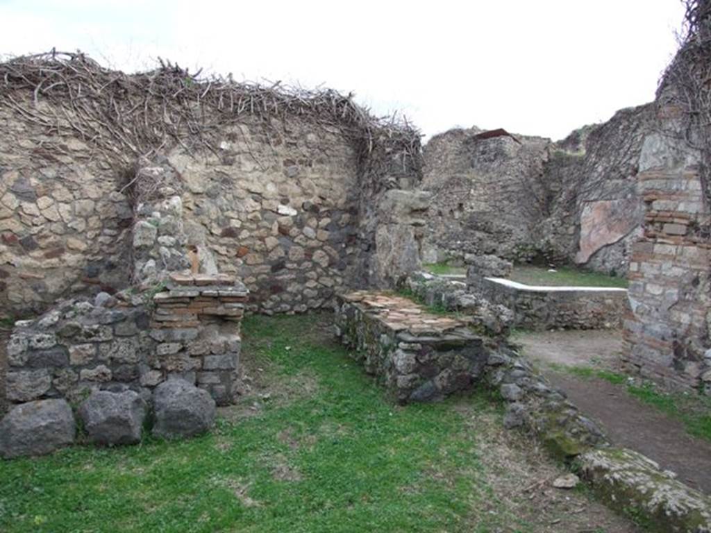 VII.3.39 Pompeii. December 2007. Kitchen and latrine on east side, at rear of VII.3.1/2.