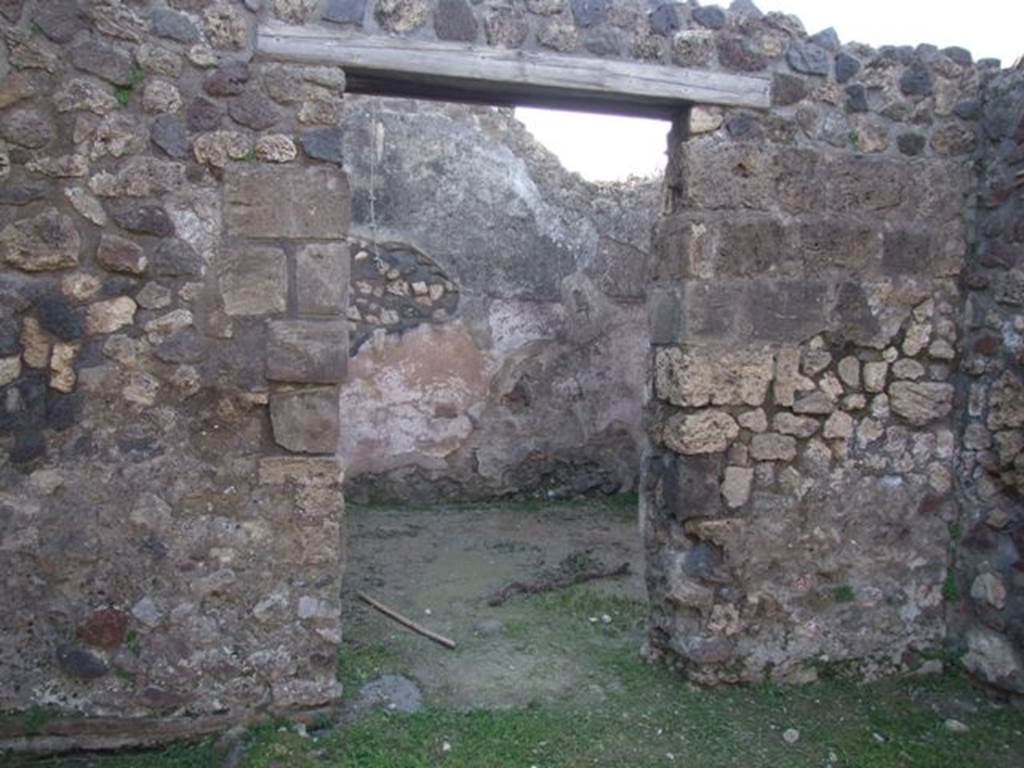 VII.4.31 Pompeii. March 2009. Doorway to Room 44.