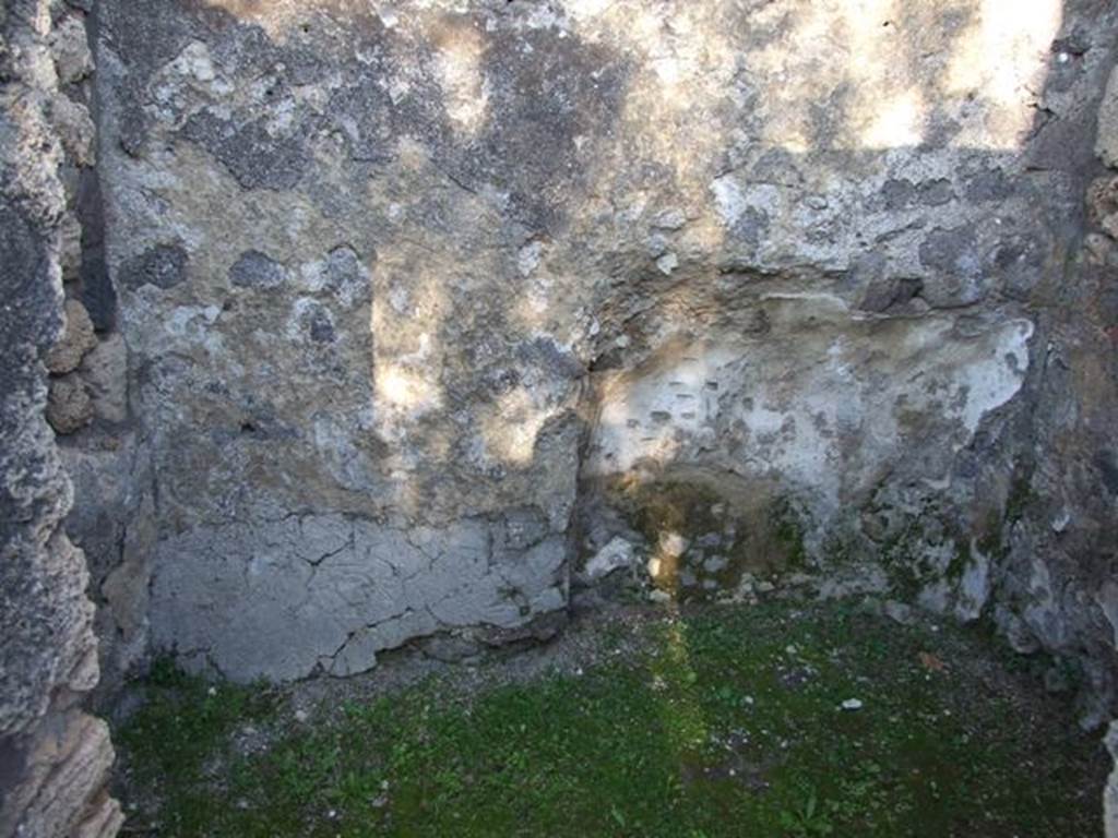 VII.4.31 Pompeii. March 2009. Room 46. Recess in East wall.