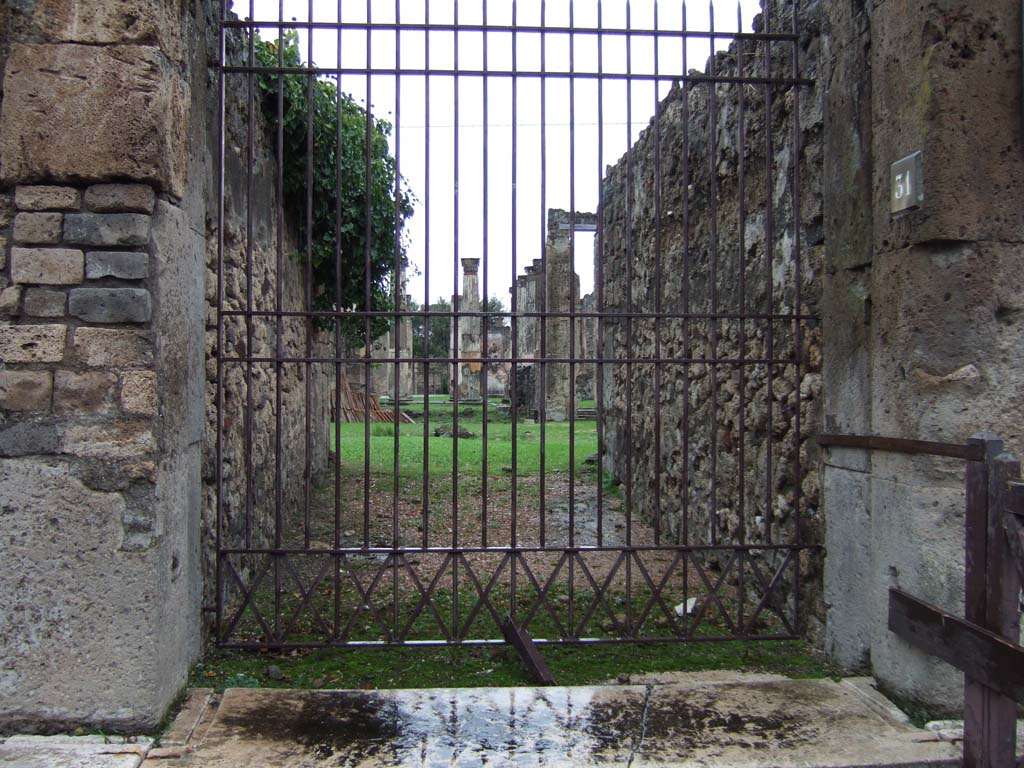 VII.4.31/51 Pompeii. December 2005. Main Entrance on Via degli Augustali.