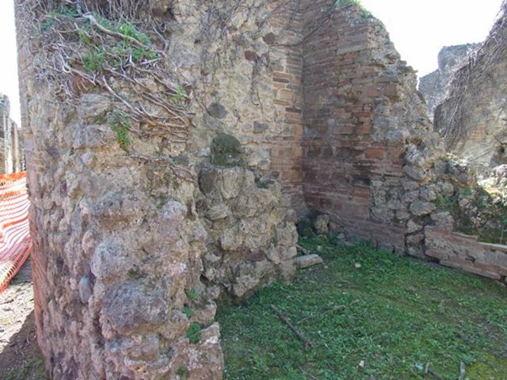 VII.4.40 Pompeii. March 2009. South side from entrance. Steps to upper floor.