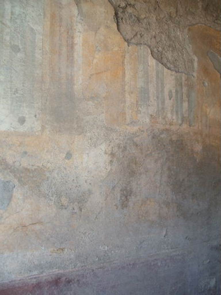 VII.4.48 Pompeii. December 2007. Room 13.  Ala. South wall.