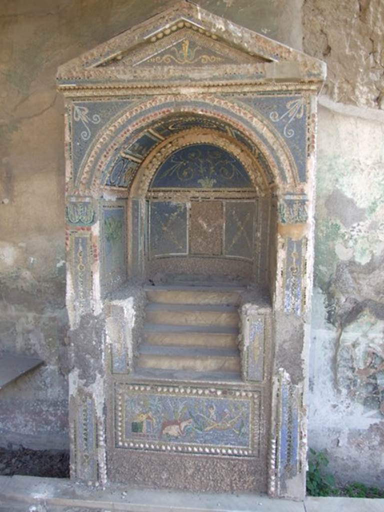 VII.4.56 Pompeii. March 2009. Mosaic Aedicula Fountain against south wall of Garden area.