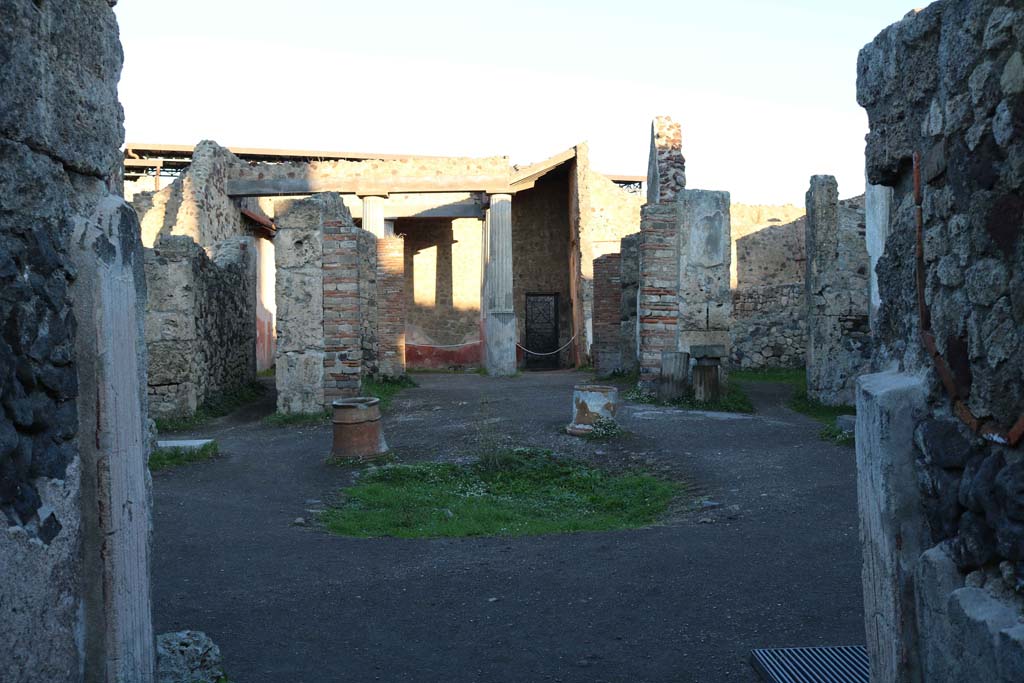 VII.7.10, Pompeii. December 2018.
Looking north from entrance doorway across atrium, towards peristyle and rear doorway at VII.7.13. Photo courtesy of Aude Durand.