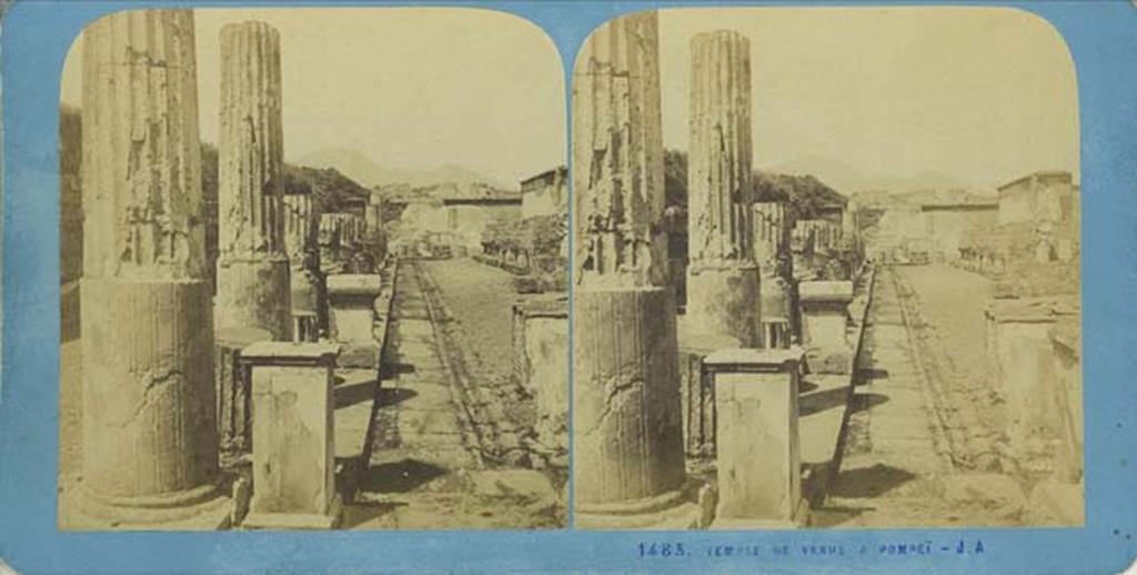 VII.7.32 Pompeii. Stereoview c.1860-1870 by Jean Andrieu, no 1483. Looking north along west side.
Photo courtesy of Rick Bauer.