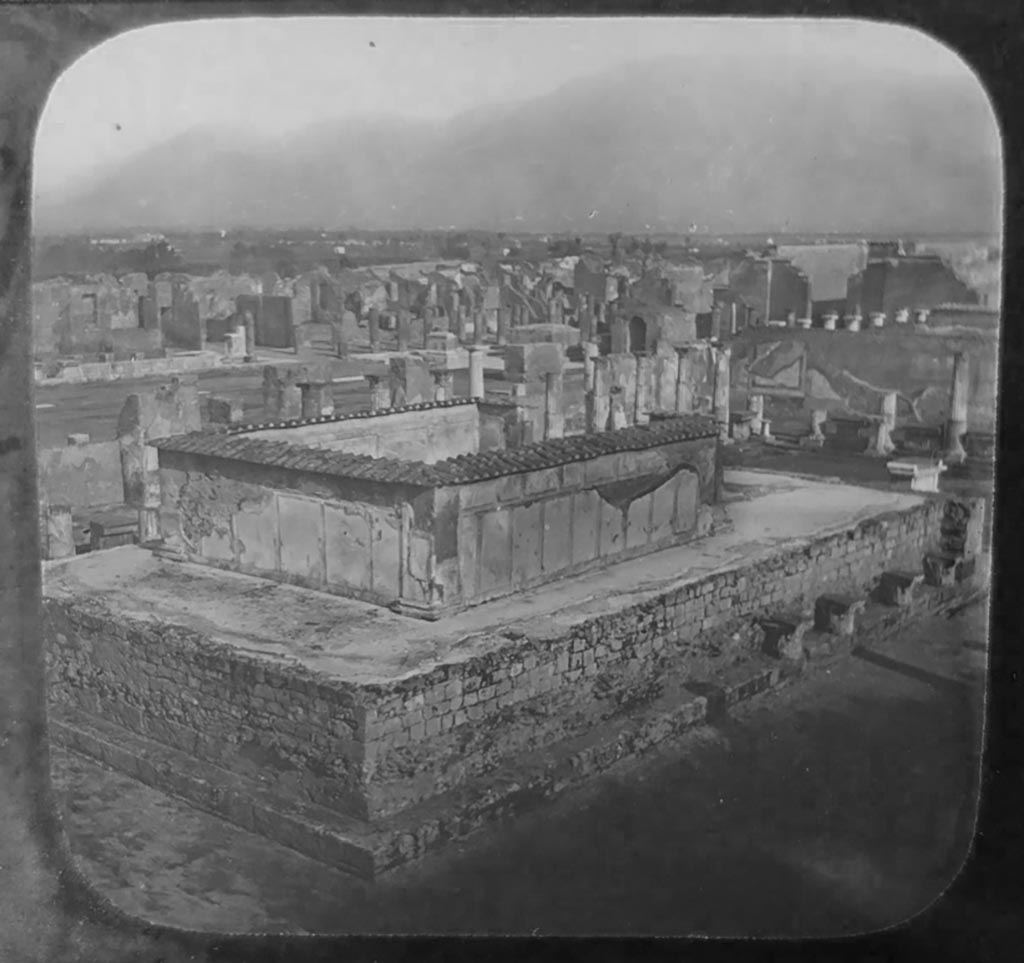 VII.7.32 Pompeii. c.1900. C. and G. Lantern slide published by A. Laverne.
Looking from north-west corner across Temple towards Forum.