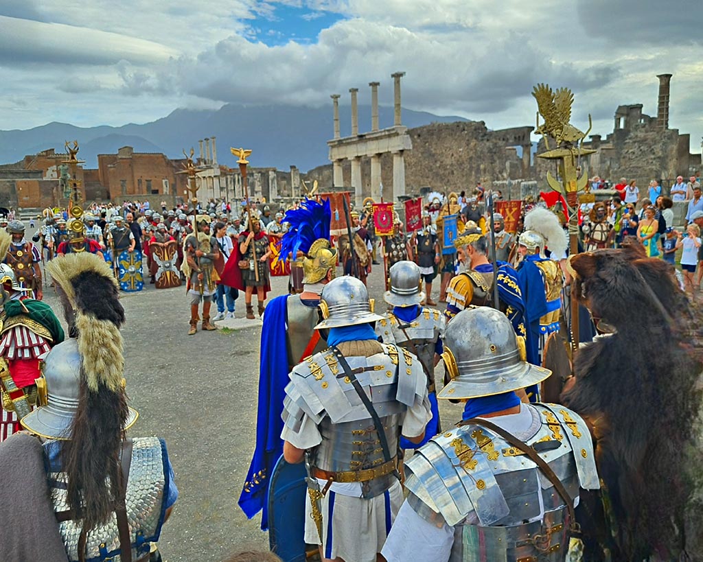 VII.8 Pompeii. 28th September 2024. 
Looking south-west across Forum, during “Ludi Pompeiani” event. Photo courtesy of Giuseppe Ciaramella.
(Further photos in VII.8 East side, Pt.3).


