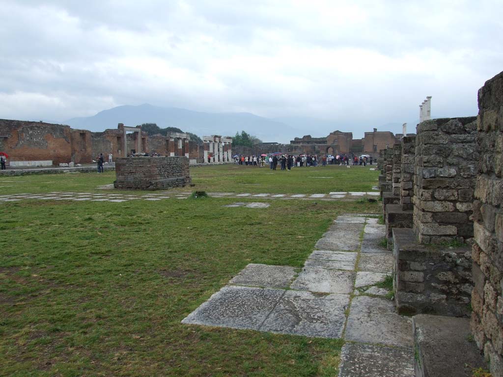 VII.8 Pompeii Forum. May 2010. Looking south along west side.
