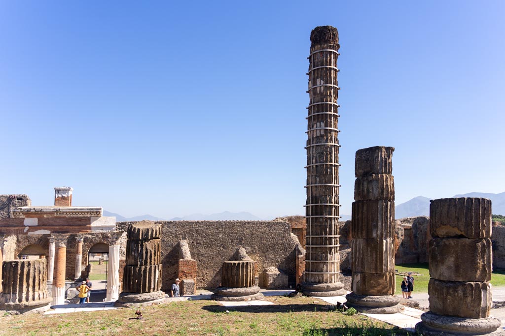 VII.8.1 Pompeii. October 2023. Looking east from east end of podium. Photo courtesy of Johannes Eber.