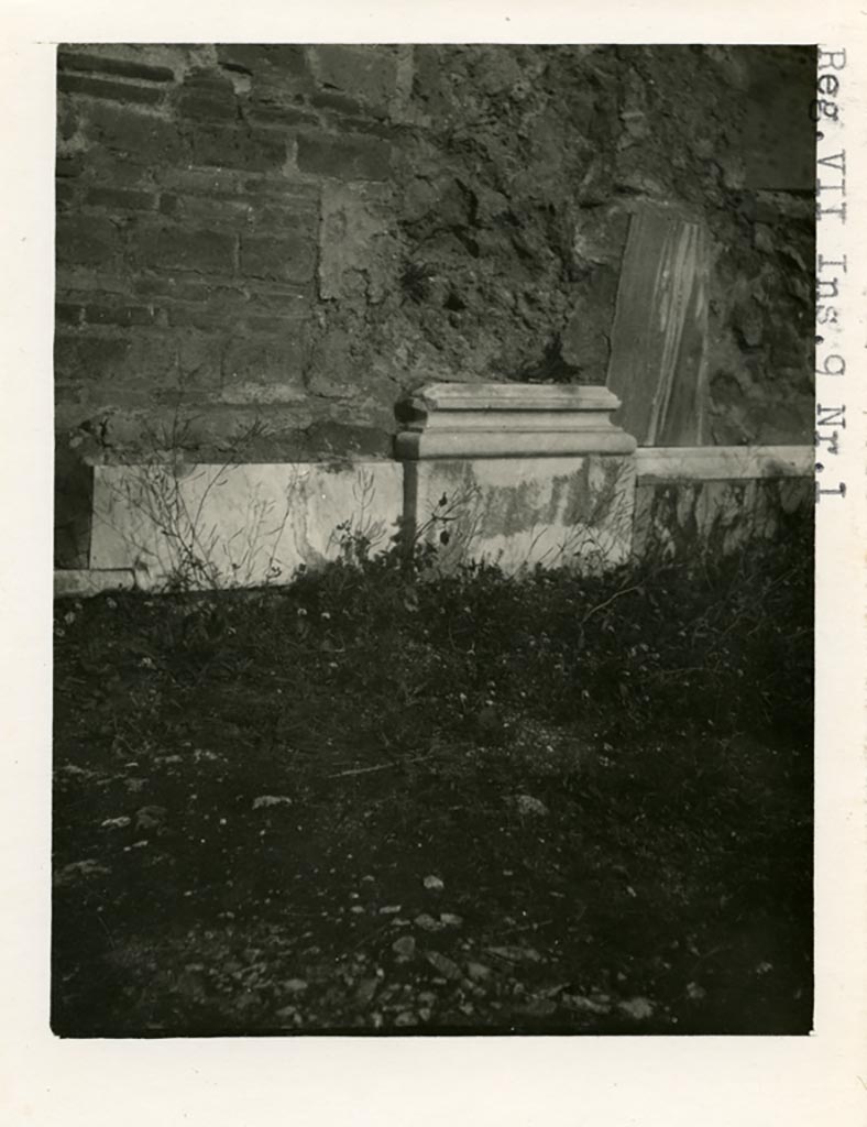 VII.9.1 Pompeii. Pre-1937-39. Detail of marble from north colonnade 9.
Photo courtesy of American Academy in Rome, Photographic Archive. Warsher collection no. 1160.