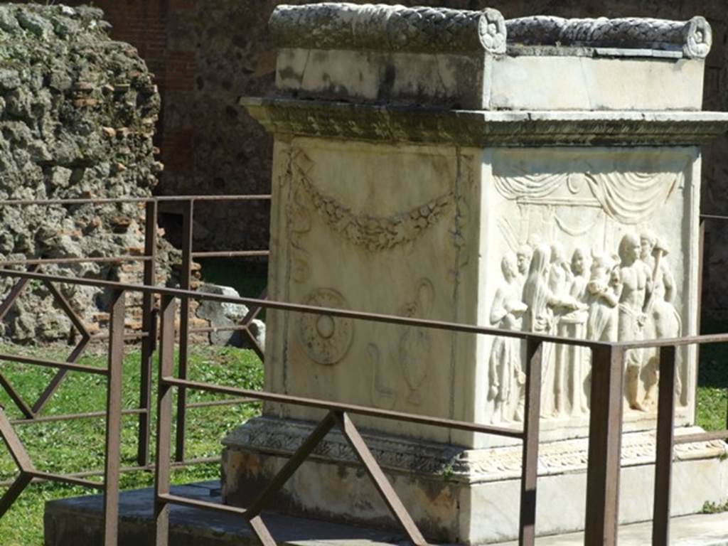 VII.9.2 Pompeii. March 2009. North and West sides of altar.