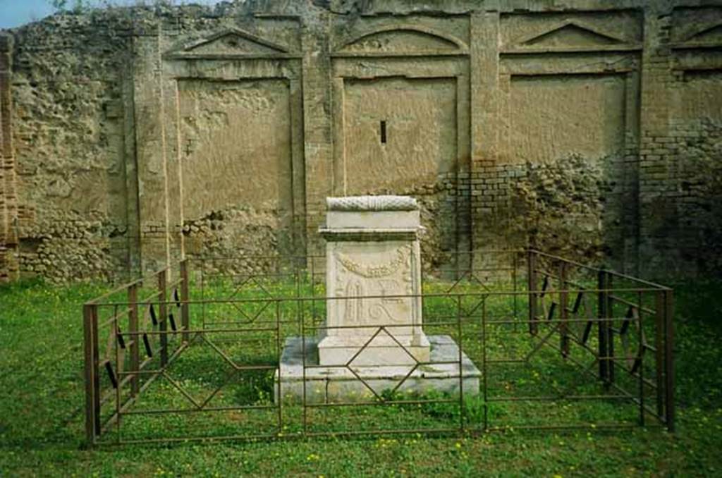 VII.9.2 Pompeii. July 2010. South side of altar. Photo courtesy of Rick Bauer.
