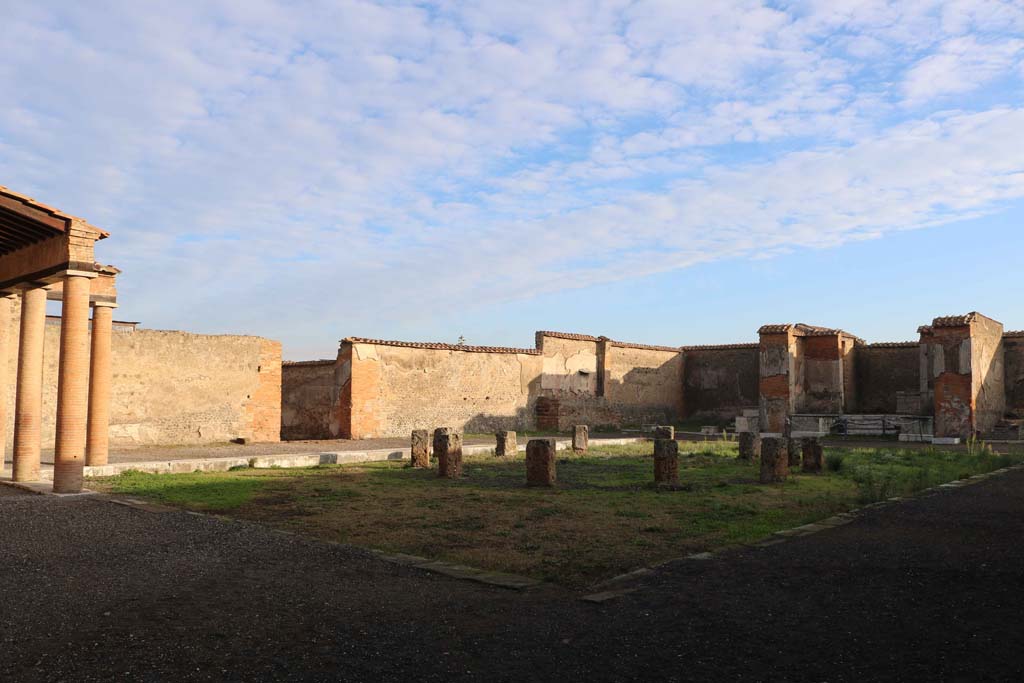 VII.9.7 and VII.9.8 Pompeii. Macellum. December 2018.
Looking towards north wall with doorway at VII.9.19, centre left. Photo courtesy of Aude Durand.