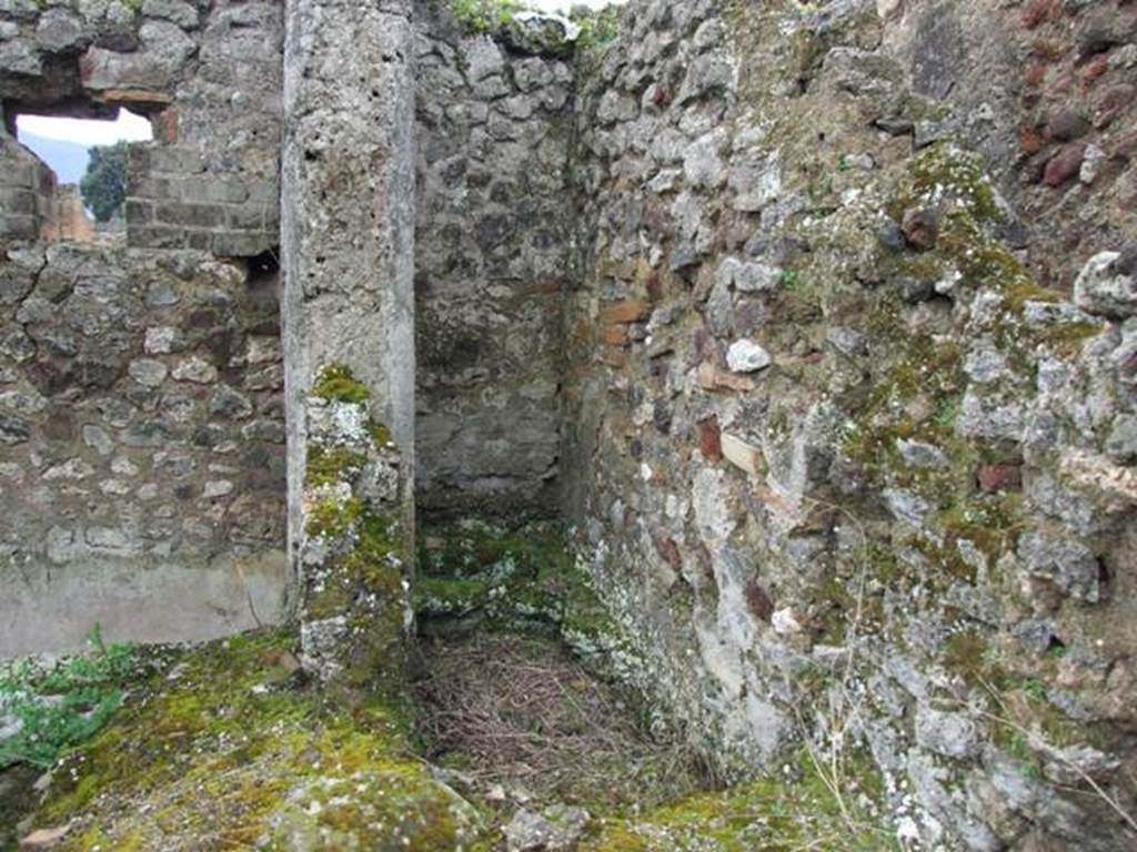 VII.9.47 Pompeii. March 2009. Room 14. Latrine