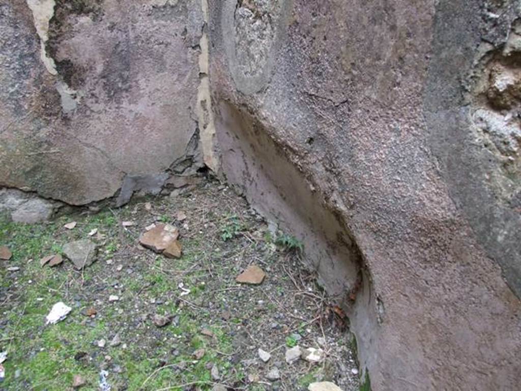 VII.10.9 Pompeii. March 2009. Cubiculum. North east corner with recess..