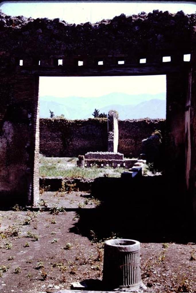 VII.11.6 Pompeii. 1966. Looking south from atrium across tablinum to garden area. Photo by Stanley A. Jashemski.
Source: The Wilhelmina and Stanley A. Jashemski archive in the University of Maryland Library, Special Collections (See collection page) and made available under the Creative Commons Attribution-Non Commercial License v.4. See Licence and use details.
J66f0585