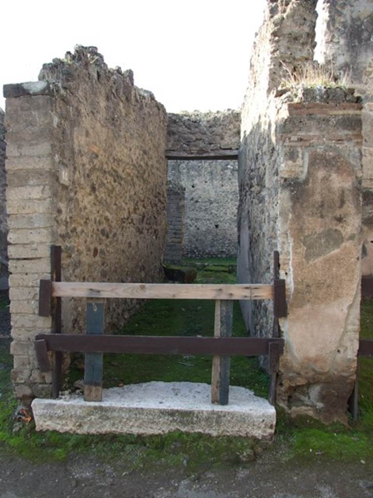 VII.11.14 Pompeii. December 2007. Entrance.