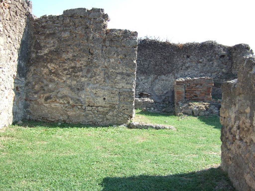 VII.12.2 Pompeii. September 2005. South wall.